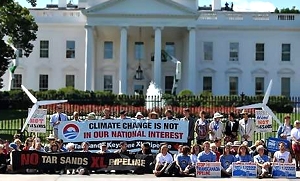 Keystone XL pipeline protests at White House 2011
