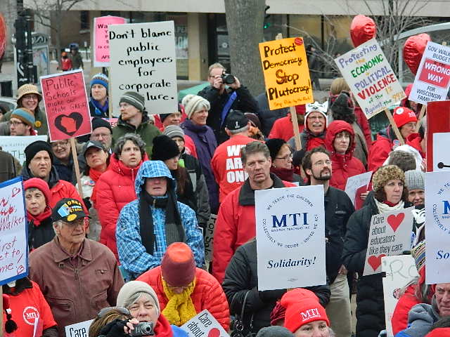 MTI rally outside of the capitol